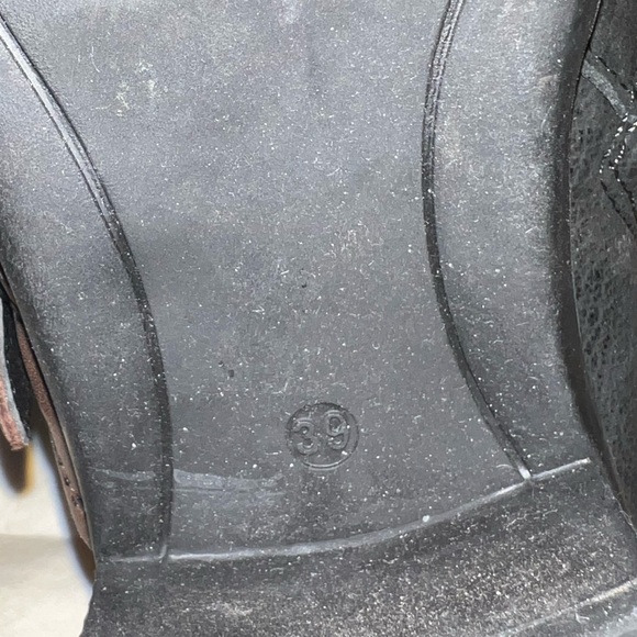 Bussola Black Leather  Ankle Boots - Picture 11 of 11